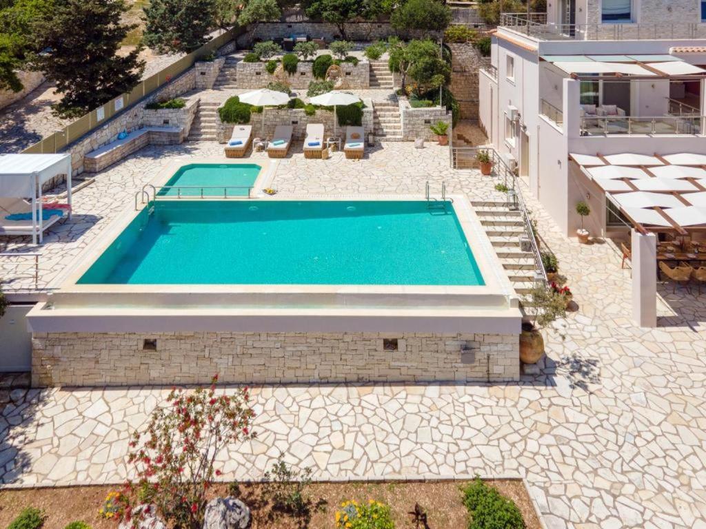 Sea View Suite With Pool Gaios Bagian luar foto